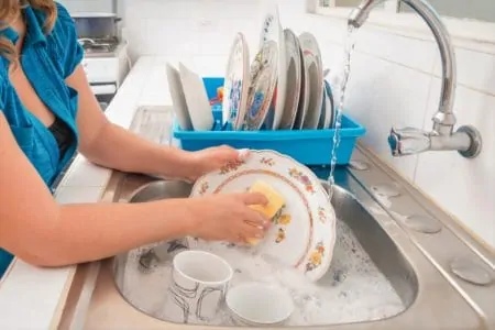 dish washing dream